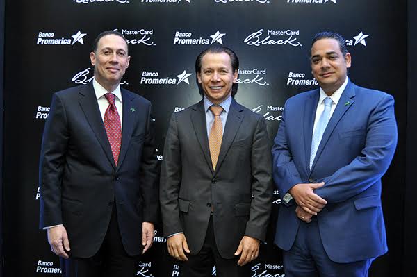 Hampton Castillo, Óscar Soto y Felipe Cobos.