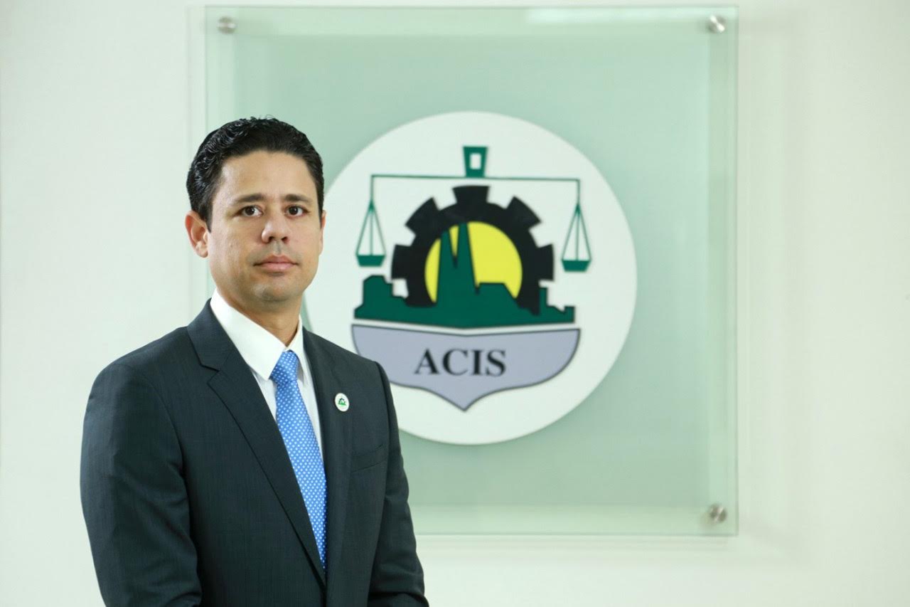 Carlos Guillermo Núñez, presidente de la ACIS