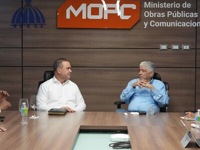 Ampliación de Caminos Interparcelarios Impulsa Sector Agropecuario en República Dominicana