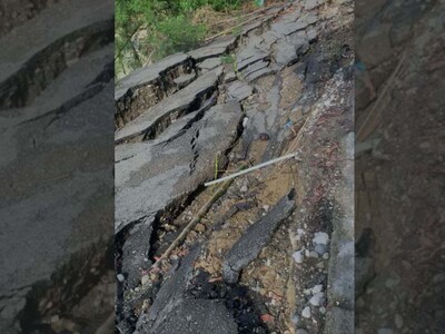 Colapso de carretera deja comunidades incomunicadas en Puerto Plata