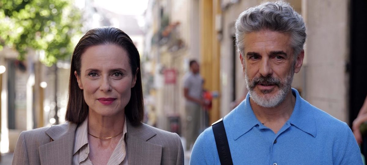 Crítica de Amarga Navidad: Almodóvar arriesga y sale...