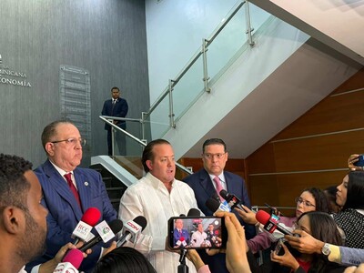 Gobierno justifica alza de combustibles y destaca subsidios