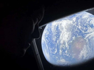 Histórico sobrevuelo de la Luna por astronautas de Artemis II