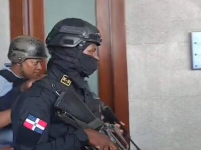 Juez impone prisión preventiva a coronel que golpeó a una joven en SDE