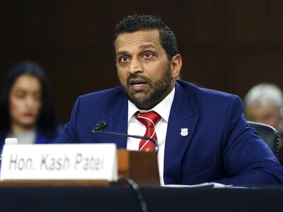 Kash Patel demanda por US$250 millones a revista de EE. UU.