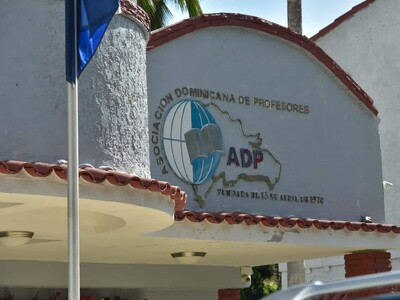 Minerd nombró "cientos" de docentes del banco de elegibles