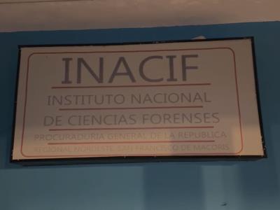 Multitud lincha hombre por robo en un residencial en La Altagracia