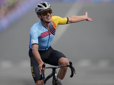 Tadej Pogacar brilla en el Tour de Flandes con su tercer triunfo