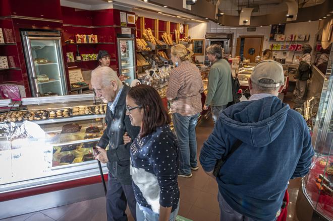 Tiendas de productos frescos cada 400 metros: el urbanismo densificado favorece la instalación de comercios de proximidad