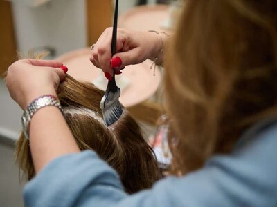 UE prohíbe sustancias químicas en cosméticos