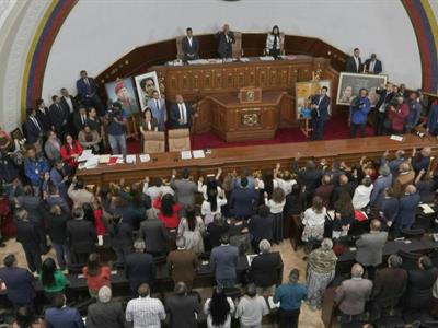 Venezuela aprueba ley de minería para inversión extranjera