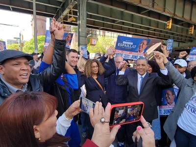 Adriano Espaillat busca reelección con apoyo de comunidad del Bronx