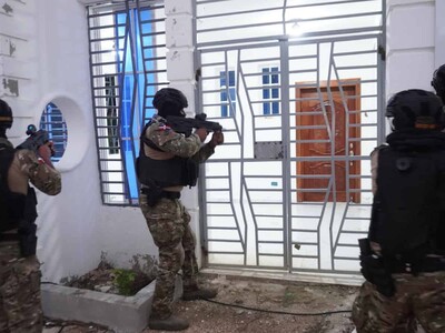 Arrestan a dos por cargamento de 1.7 toneladas cocaína en Pedernales