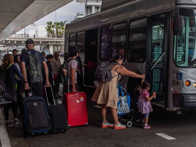 Caos en el aeropuerto de Los Ángeles a días del Mundial 2026