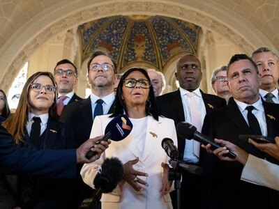 Delcy Rodríguez: Reino Unido le impidió acceso a evidencias en CIJ