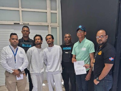 Detienen a hermanos deportados por robo a joyería Popi Oro