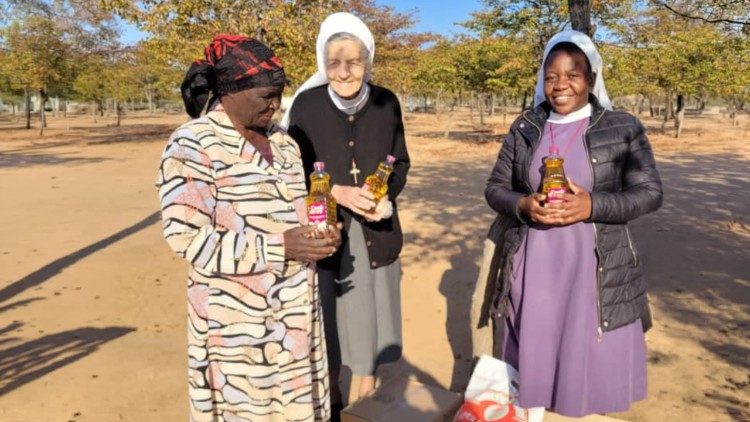 Elegir la vida: una monja católica lleva la esperanza a las zonas rurales de Zimbabue