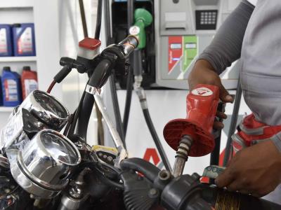 Gasolinas y gasoil han aumentado hasta RD$45 por galón desde marzo