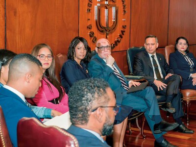 Jueces y personal de apoyo recibirán un aumento salarial