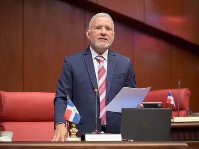 Legisladores del PRM celebran la salida de Antonio Taveras
