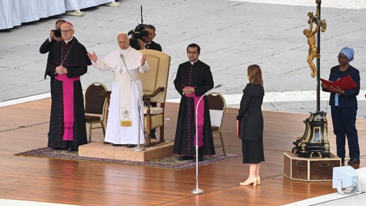 León XIV: La Iglesia debe ser clara al rechazar lo que mortifica la vida, la guerra y la violencia