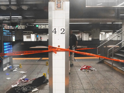 NYPD publica video del tiroteo en Grand Central con hombre armado