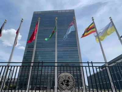 ONU lanza plan para asistir a retornados afganos de Irán y Pakistán