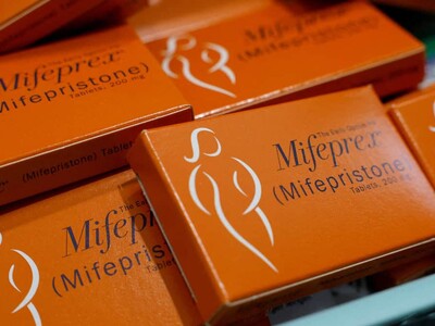 Piden acceso a la píldora abortiva mifepristona en EE. UU.