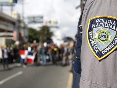 Policías pensionados reportan que no recibieron pago de abril