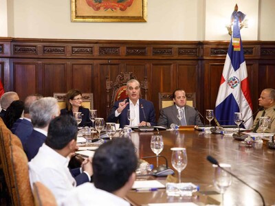 Propuesta de reducción de fondos a partidos genera divisiones
