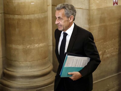 Sarkozy acaba su interrogatorio encendido alegato en su defensa