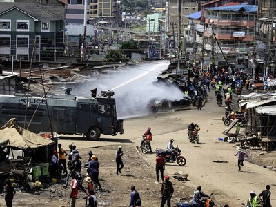 Suspenden huelga en Kenia para negociar precios de combustible