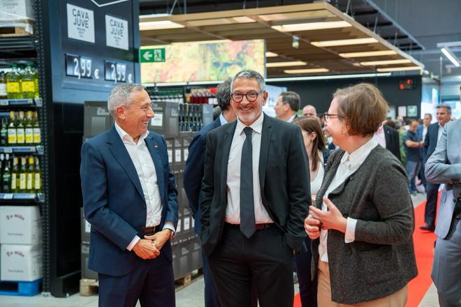 Transgourmet invierte 11 millones en su primera gran plataforma dirigida a hosteleros, ubicada en Mercabarna