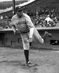 Babe Ruth: expulado en 1917 luego de cuatro pitcheos