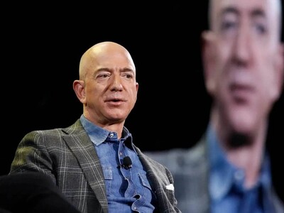 Bezos propone llevar la industria contaminante fuera de la Tierra