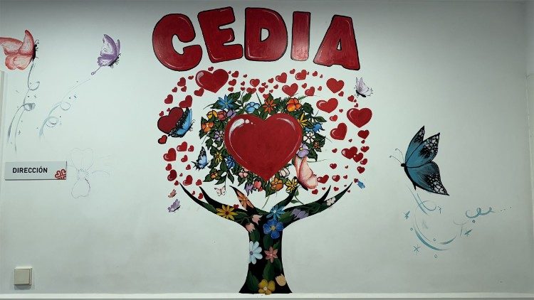 CEDIA 24 horas. El valor de una cama y una mano amiga, más que ser solidarios