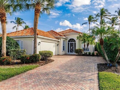 Colombianos lideran como compradores en Florida