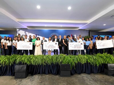 Dominicanos destacan en concurso sobre derechos ciudadanos