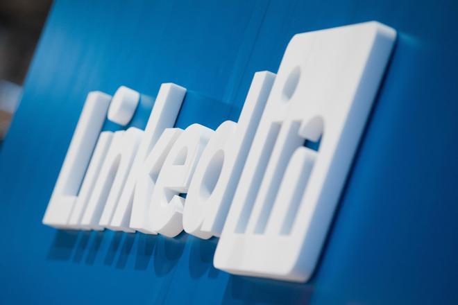 El cofundador de LinkedIn deja el consejo de administración de Microsoft para centrarse en su empresa de IA
