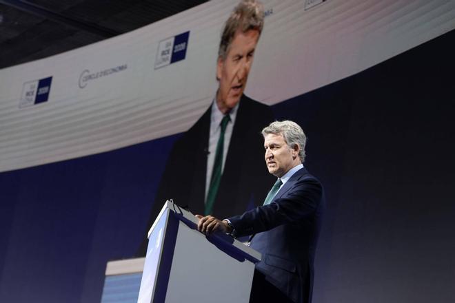 El 'presidente' Feijóo no convence al empresariado catalán