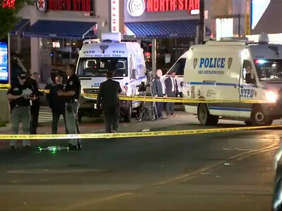 Joven herido de bala tras atropellar agentes del NYPD