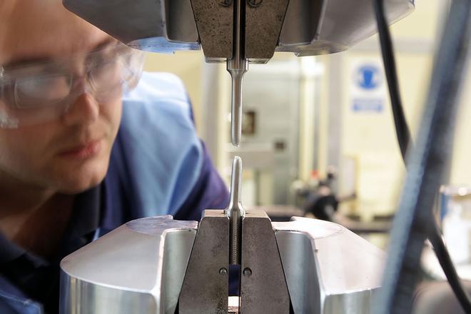 La CIAF propone dos laboratorios independientes para analizar los carriles fracturados del accidente de Adamuz