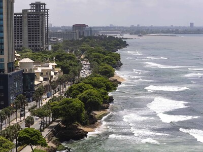 Levantan alerta de tsunami emitida en costa sur por sismo en Venezuela