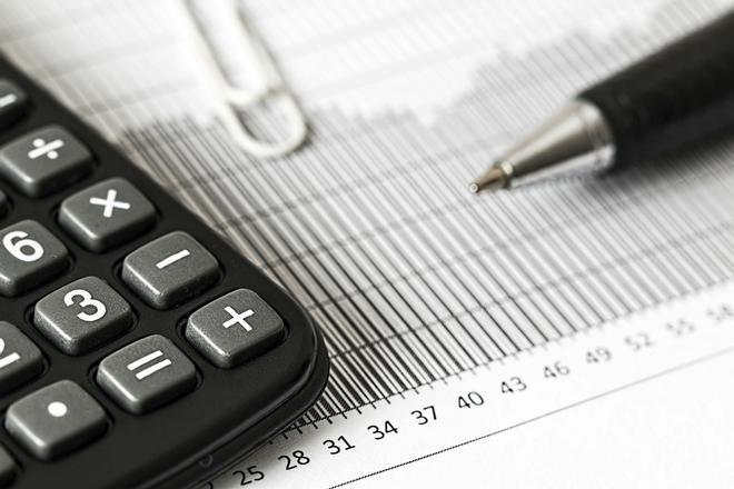 Ni 2.000 ni 4.000 euros: esta es la cantidad exacta que puedes dar a un familiar sin tener que pagar impuestos a Hacienda
