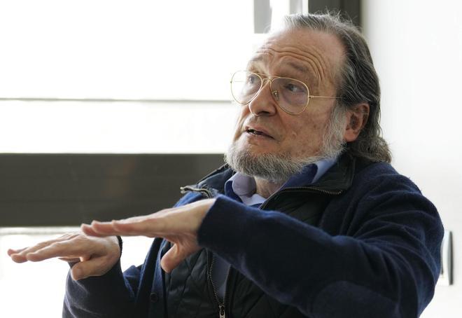 Niño Becerra, economista, sobre el futuro del sistema de pensiones: "Baja población, sueldos comunes bajos, menor gasto público y un papel del Estado mucho más pequeño"
