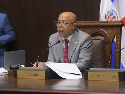 Pacheco niega cambios a la cesantía en la reforma laboral