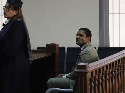 Por séptima ocasión aplazan recurso contra exembajador Donni Santana
