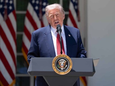 Trump dice habló con oficiales iraníes durante bombardeo