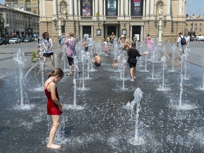 Ucrania combate una ola de calor récord