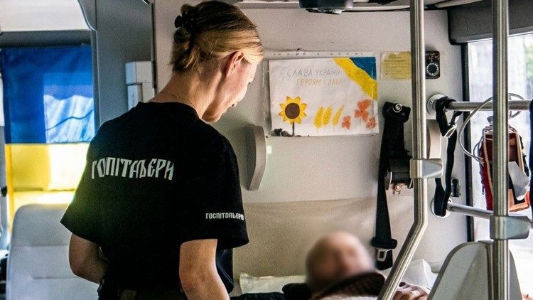 Ucrania, los paramédicos voluntarios: «Cada vida es preciosa»